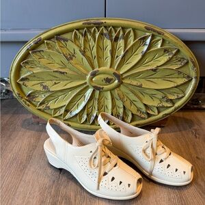 Re-Mix Vintage Shoes Greta 1940s Retro Slingback Wedge Sandal in Ivory Sand